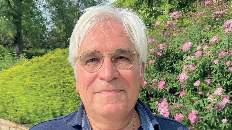 cropped reynaud