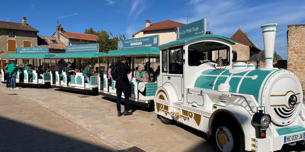 La découverte de Saint-Martin-Belle-Roche en petit train