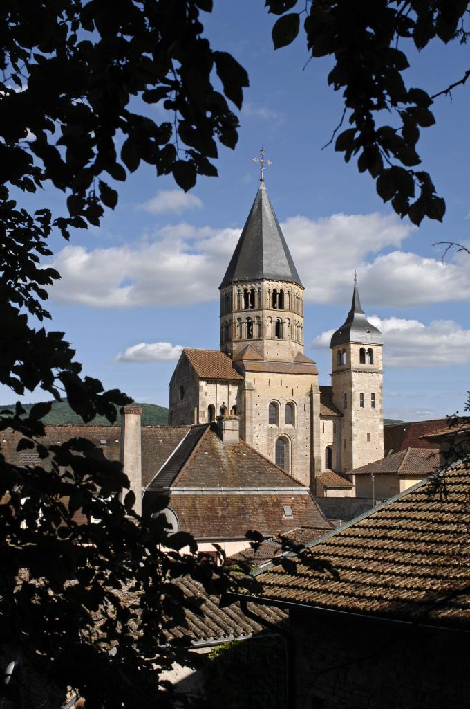 clocher de leau benite et tour de lhorloge copyphilippe berthe centre des monuments nationaux