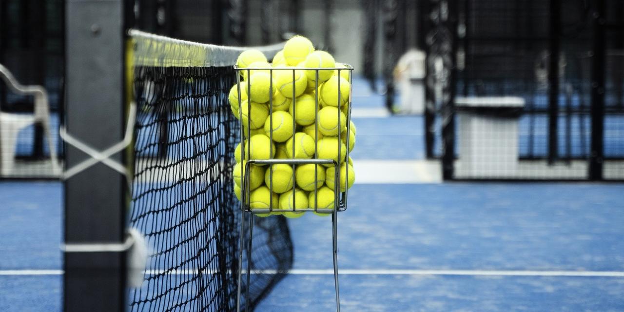 Phénomène padel : tous sur le court !
