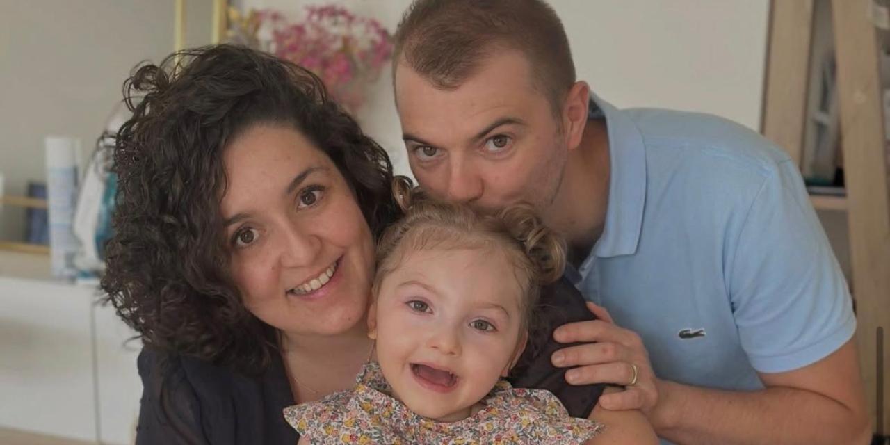 Unissez vous pour aider la petite Lilas, atteinte d&rsquo;une maladie rare et dangereuse