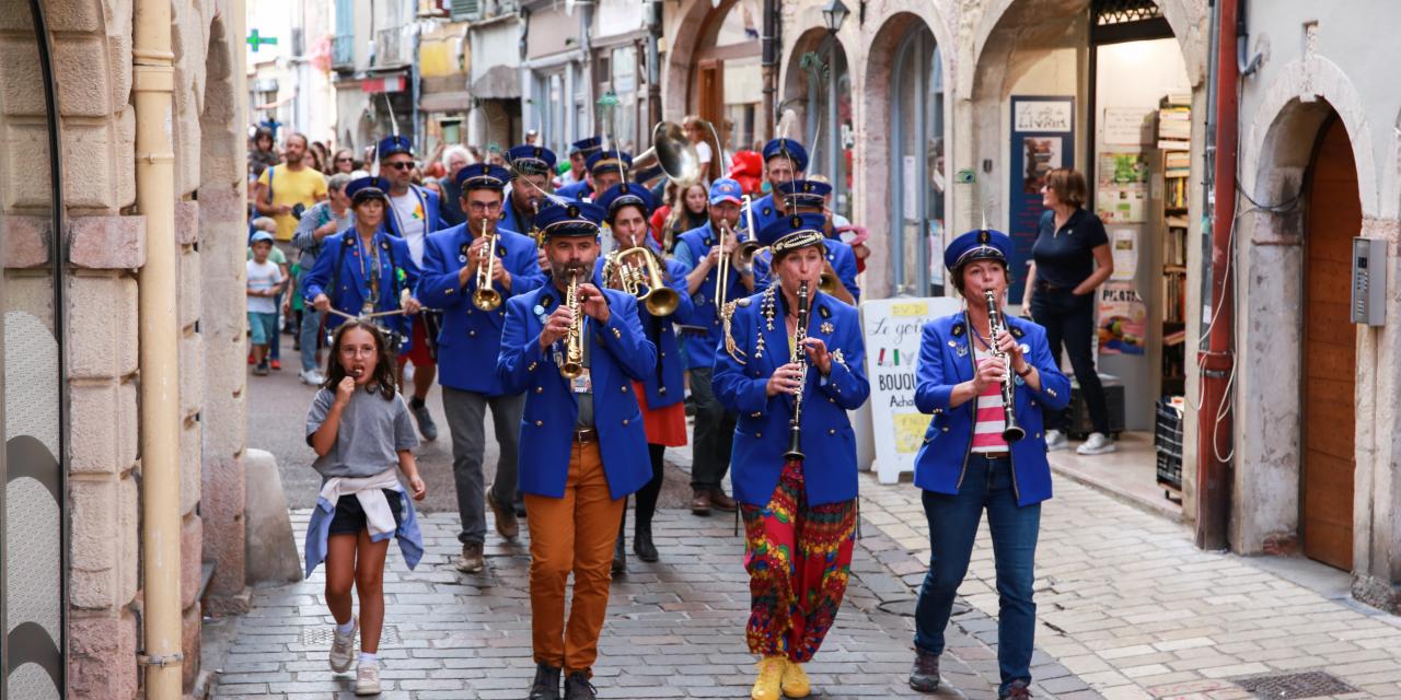 Détours en Tournugeois : la musique ensemble, dehors & en mouvement