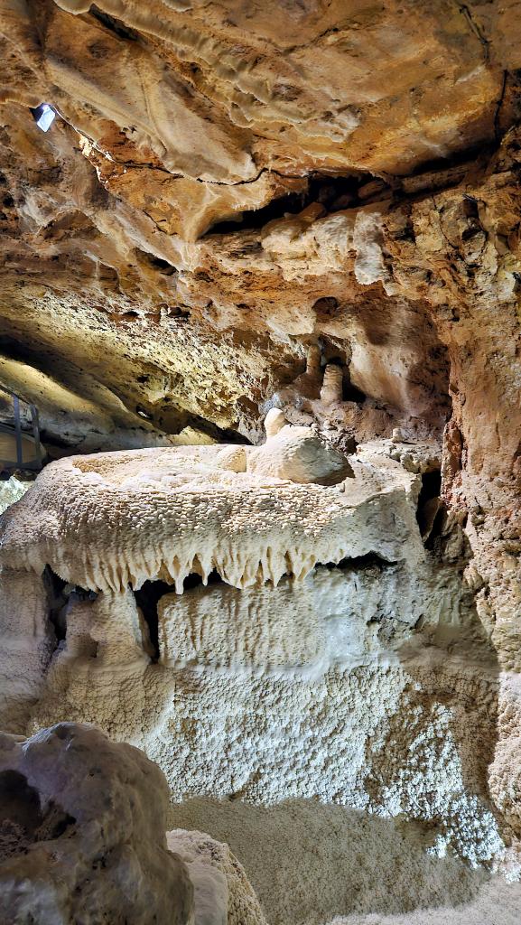 grottes azecopyjade perrot 7