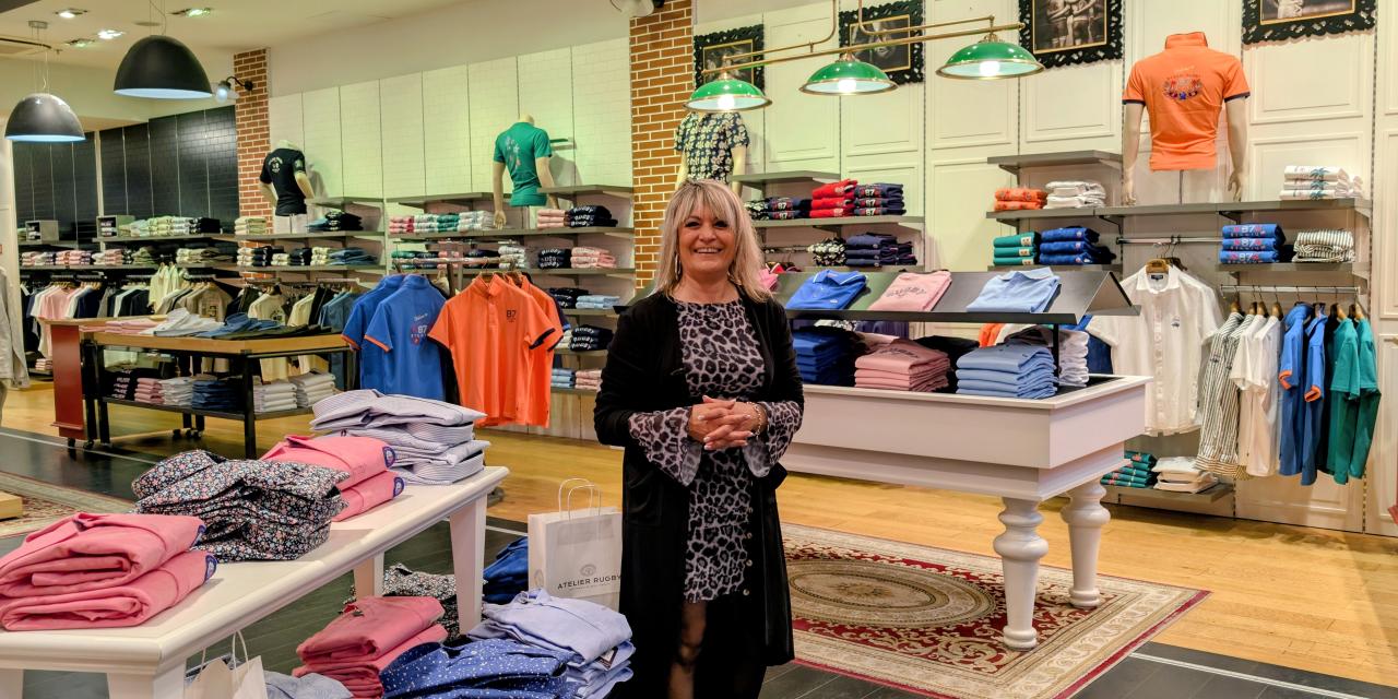 Atelier rugby : nouveau vestiaire masculin, dans la galerie Auchan